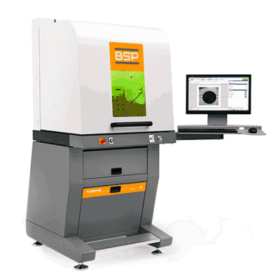 BSP-marcado-grabado-laser Máquina industrial con logotipo BSP, equipada con panel de control computarizado y pantalla que muestra datos y gráficos.